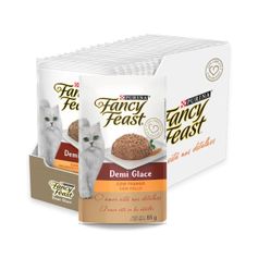 Combo Ração Úmida Fancy Feast Demi Glace para Gatos Adultos Frango 85g - Compre 12 e Leve 15